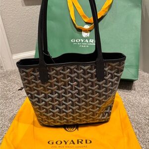 Goyard Anjou mini black tote